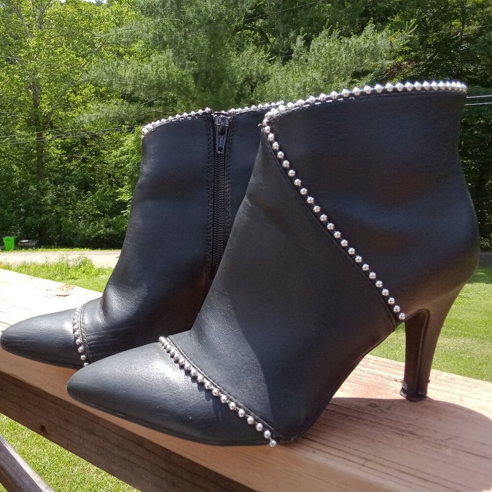 Zippered heals from Kohl's sz6